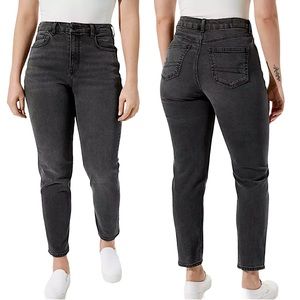 AMERICAN EAGLE Stretch Curvy Mom Jeans NWT